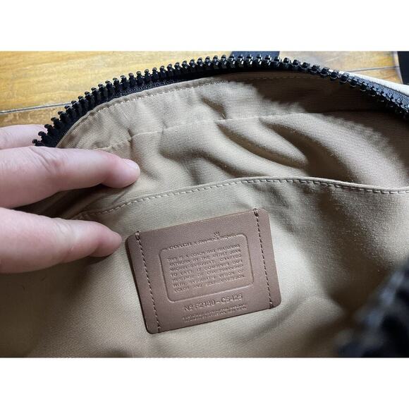 Coach X Jean Michel Basquiat Track Crossbody Pebble Leather C5425 - Picture 11 of 16